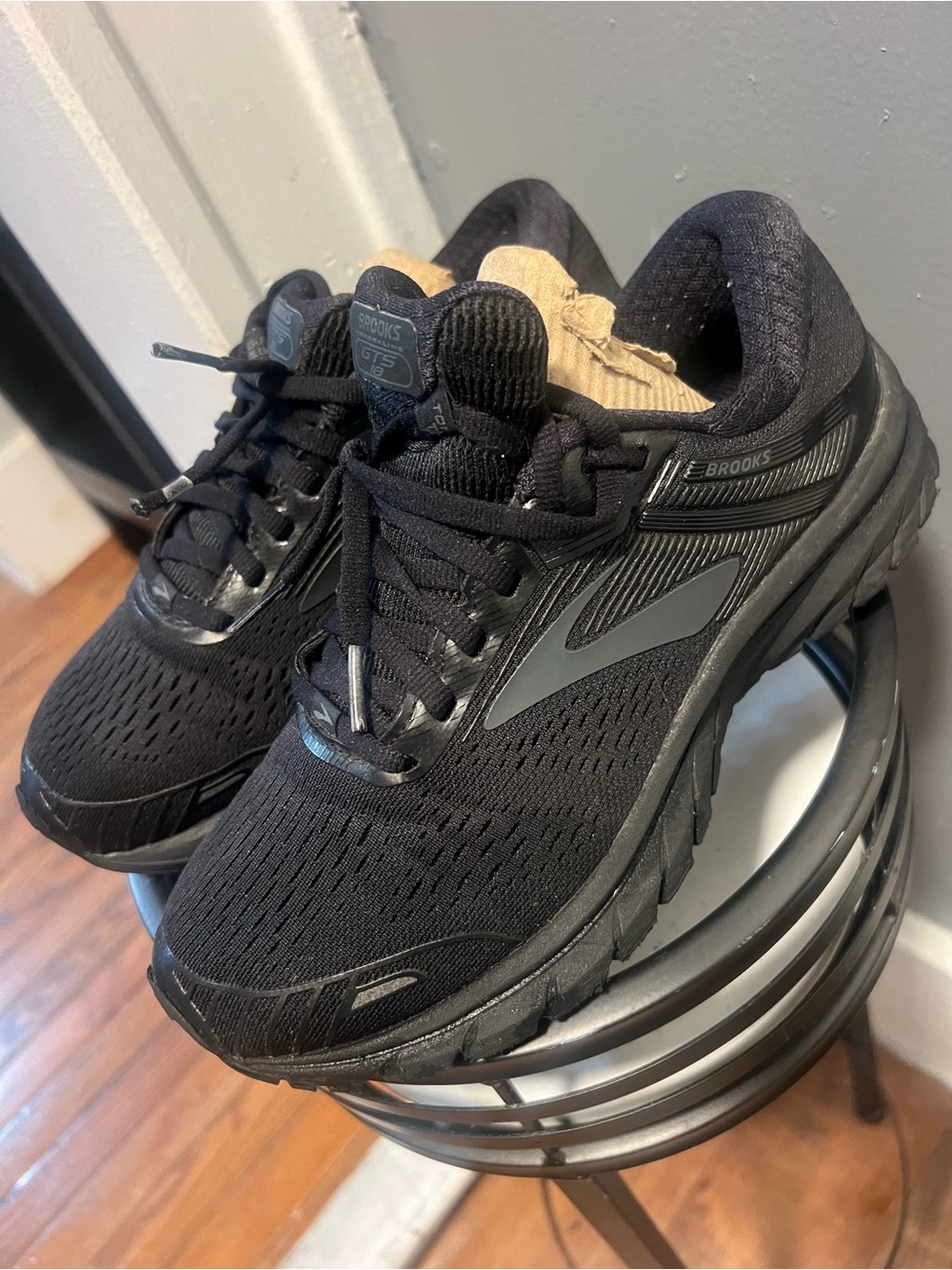 Brooks Ghost 14 Triple Black Running Shoes Women's US 7 Sneakers Walking Comfort